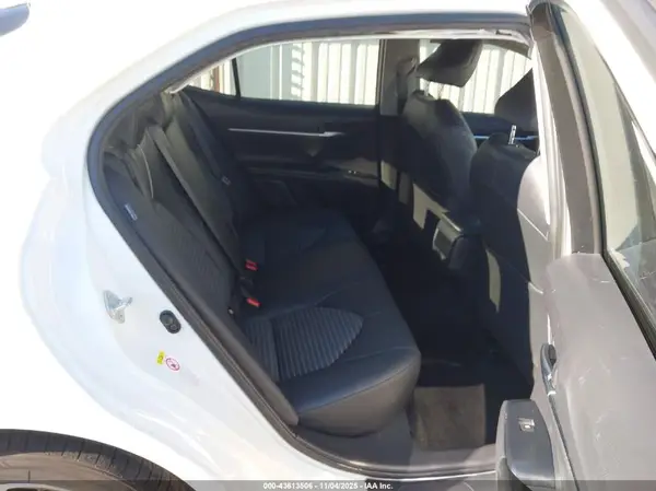 JTNB11HK5J3031306 2018 TOYOTA CAMRY - Image 8