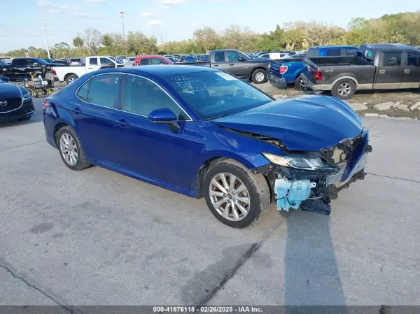 JTNB11HK5J3031421 2018 TOYOTA CAMRY - Image 1