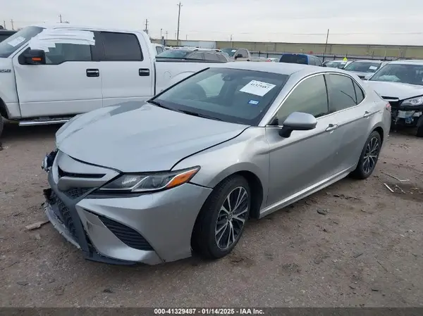 JTNB11HK5J3031998 2018 TOYOTA CAMRY - Image 2