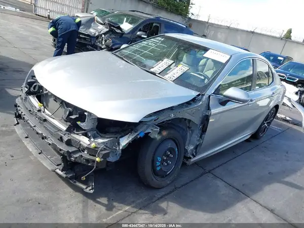 JTNB11HK5J3036876 2018 TOYOTA CAMRY - Image 2