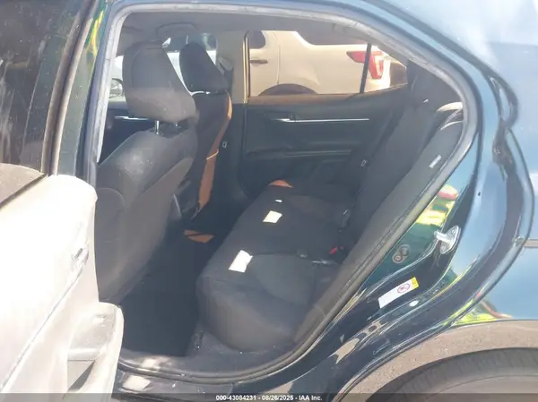 JTNB11HK5J3041141 2018 TOYOTA CAMRY - Image 8