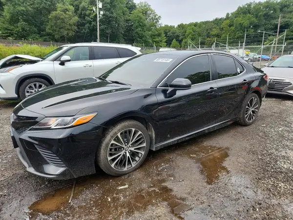 JTNB11HK5J3047957 2018 TOYOTA CAMRY - Image 1