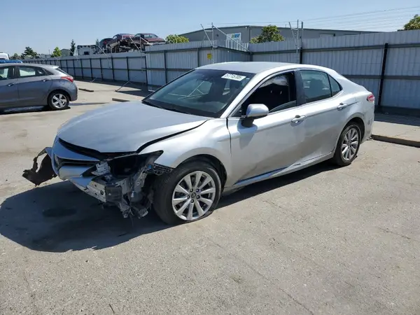 JTNB11HK5J3048123 2018 TOYOTA CAMRY - Image 1