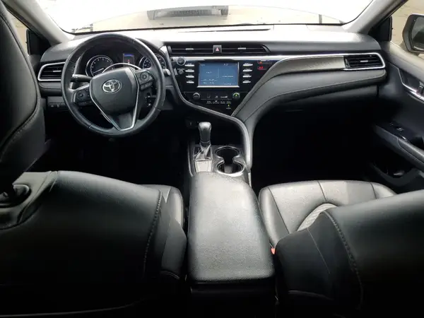 JTNB11HK5J3051202 2018 TOYOTA CAMRY - Image 8