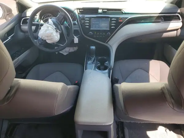 JTNB11HK5J3051832 2018 TOYOTA CAMRY - Image 8