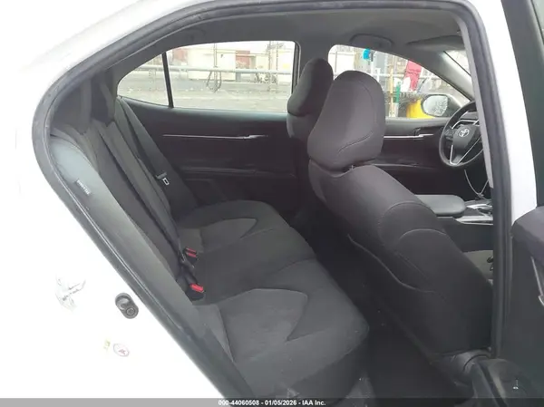 JTNB11HK5J3066427 2018 TOYOTA CAMRY - Image 8