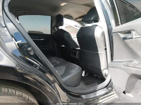 JTNB11HK5J3071062 2018 TOYOTA CAMRY - Image 8