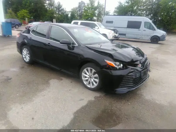 JTNB11HK6J3000288 2018 TOYOTA CAMRY - Image 1