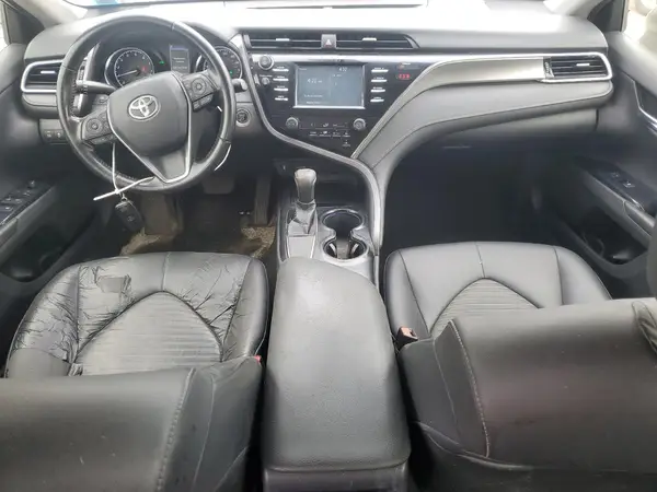 JTNB11HK6J3000582 2018 TOYOTA CAMRY - Image 8