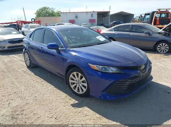 JTNB11HK6J3003319 2018 TOYOTA CAMRY - Image 1