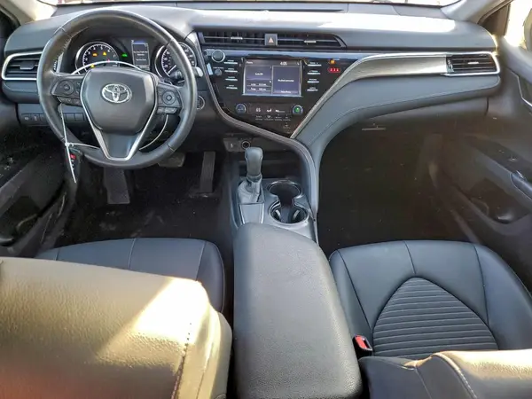 JTNB11HK6J3005197 2018 TOYOTA CAMRY - Image 8