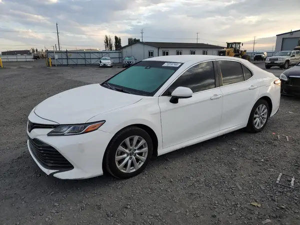 JTNB11HK6J3007256 2018 TOYOTA CAMRY - Image 1