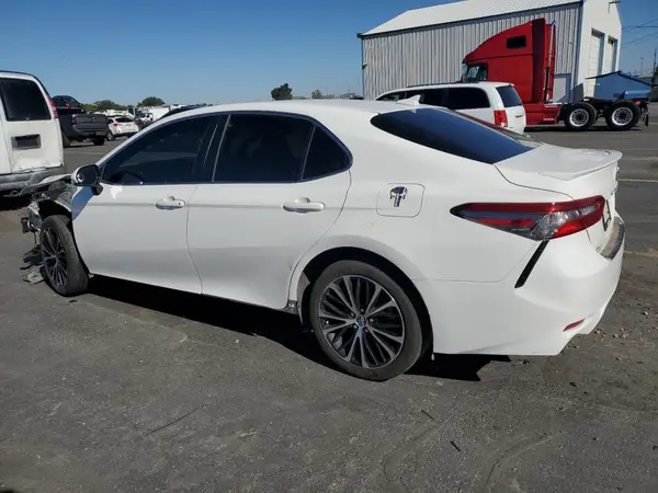 JTNB11HK6J3009248 2018 TOYOTA CAMRY - Image 2