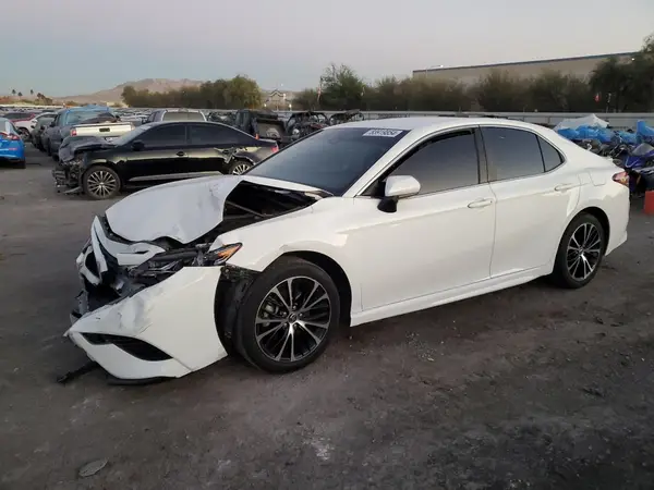 JTNB11HK6J3009671 2018 TOYOTA CAMRY - Image 1