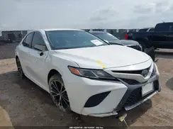 JTNB11HK6J3010075 2018 TOYOTA CAMRY