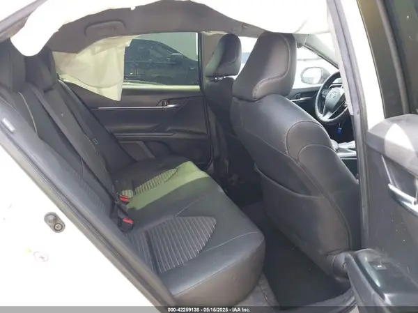 JTNB11HK6J3010075 2018 TOYOTA CAMRY - Image 8