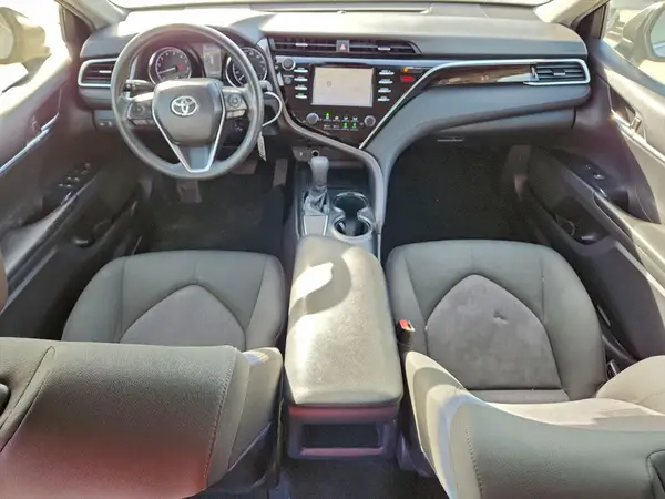 JTNB11HK6J3010478 2018 TOYOTA CAMRY - Image 8