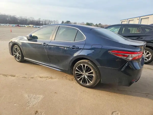 JTNB11HK6J3011517 2018 TOYOTA CAMRY - Image 2