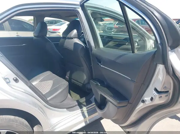 JTNB11HK6J3012859 2018 TOYOTA CAMRY - Image 8