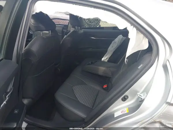 JTNB11HK6J3013428 2018 TOYOTA CAMRY - Image 8