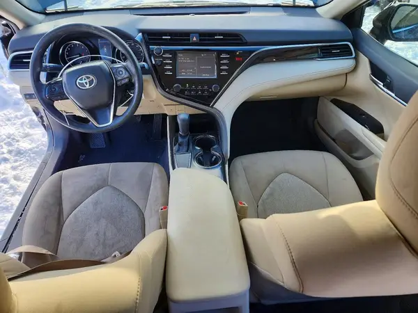 JTNB11HK6J3015891 2018 TOYOTA CAMRY - Image 8