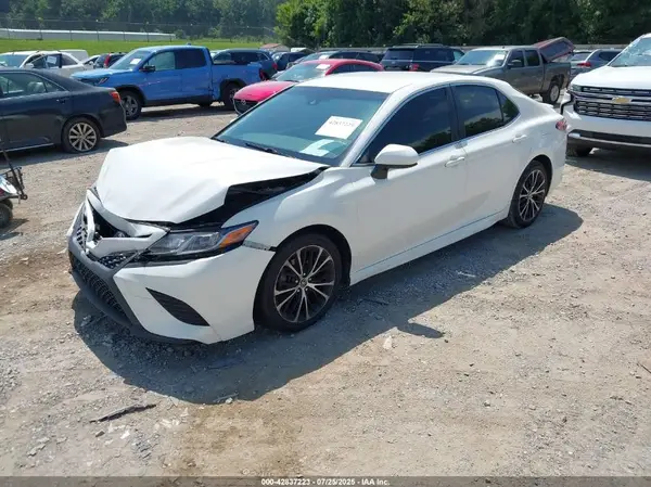 JTNB11HK6J3020315 2018 TOYOTA CAMRY - Image 2
