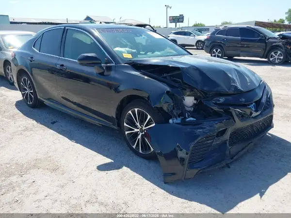 JTNB11HK6J3026423 2018 TOYOTA CAMRY - Image 1