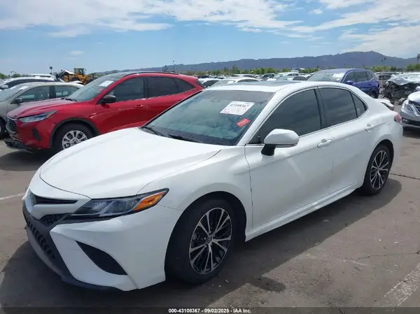 JTNB11HK6J3027314 2018 TOYOTA CAMRY - Image 2