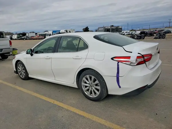JTNB11HK6J3029709 2018 TOYOTA CAMRY - Image 2
