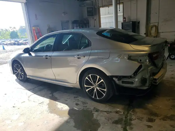 JTNB11HK6J3029760 2018 TOYOTA CAMRY - Image 2