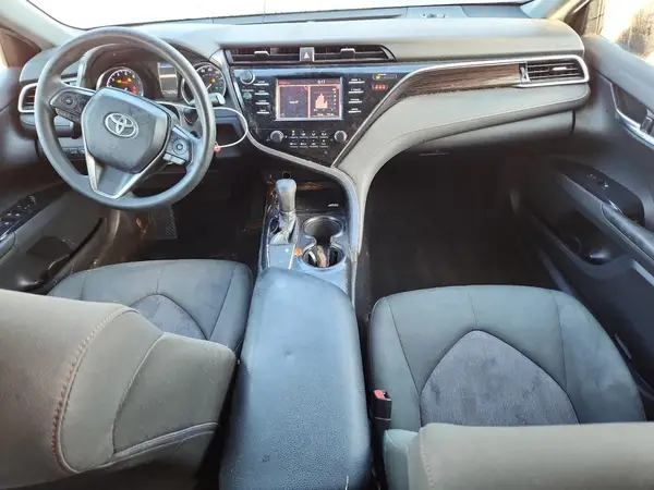JTNB11HK6J3030035 2018 TOYOTA CAMRY - Image 8