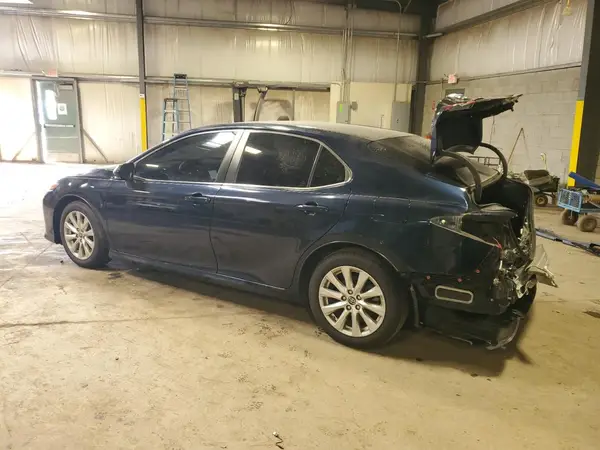 JTNB11HK6J3032190 2018 TOYOTA CAMRY - Image 2