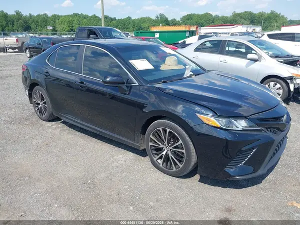 JTNB11HK6J3036840 2018 TOYOTA CAMRY - Image 1