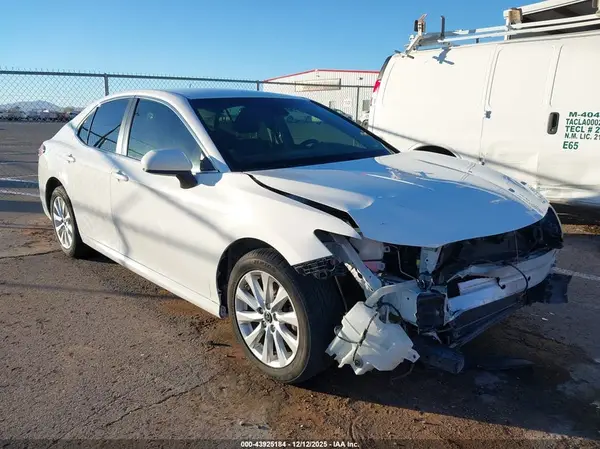 JTNB11HK6J3037387 2018 TOYOTA CAMRY - Image 1