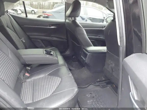 JTNB11HK6J3038412 2018 TOYOTA CAMRY - Image 8
