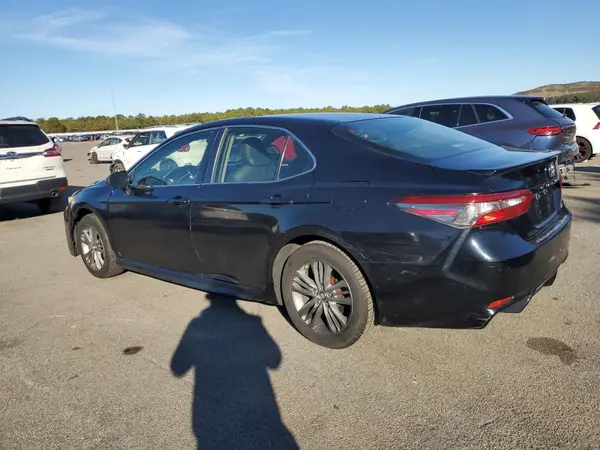 JTNB11HK6J3039723 2018 TOYOTA CAMRY - Image 2