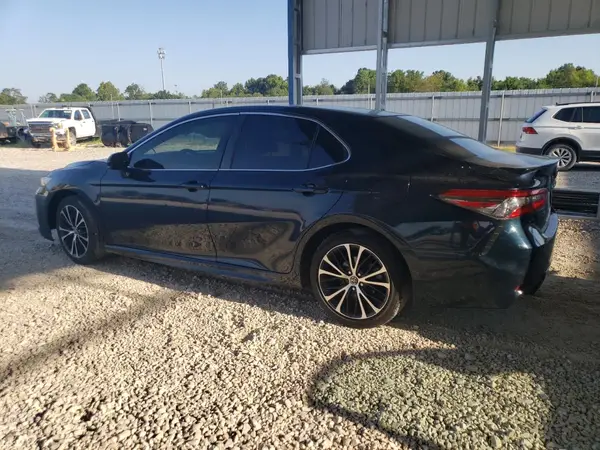 JTNB11HK6J3040158 2018 TOYOTA CAMRY - Image 2