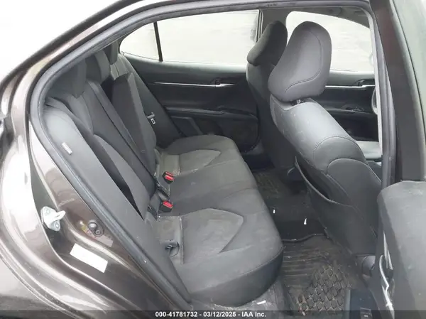 JTNB11HK6J3040600 2018 TOYOTA CAMRY - Image 8