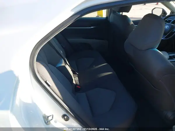 JTNB11HK6J3041049 2018 TOYOTA CAMRY - Image 8
