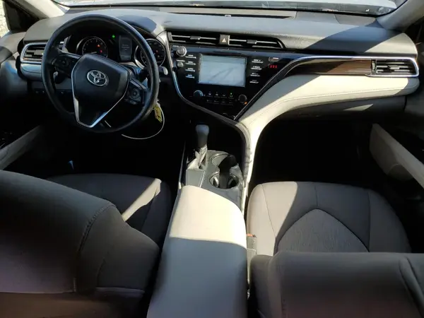 JTNB11HK6J3045067 2018 TOYOTA CAMRY - Image 8