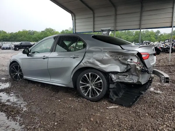 JTNB11HK6J3045554 2018 TOYOTA CAMRY - Image 2