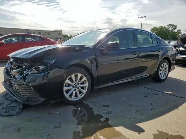 JTNB11HK6J3047739 2018 TOYOTA CAMRY - Image 1
