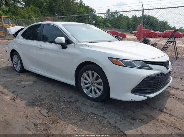 JTNB11HK6J3048213 2018 TOYOTA CAMRY - Image 1