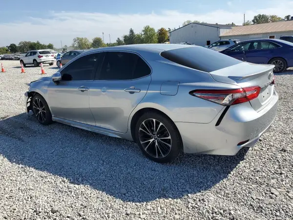 JTNB11HK6J3049362 2018 TOYOTA CAMRY - Image 2