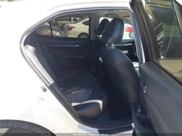 JTNB11HK6J3072382 2018 TOYOTA CAMRY - Image 8