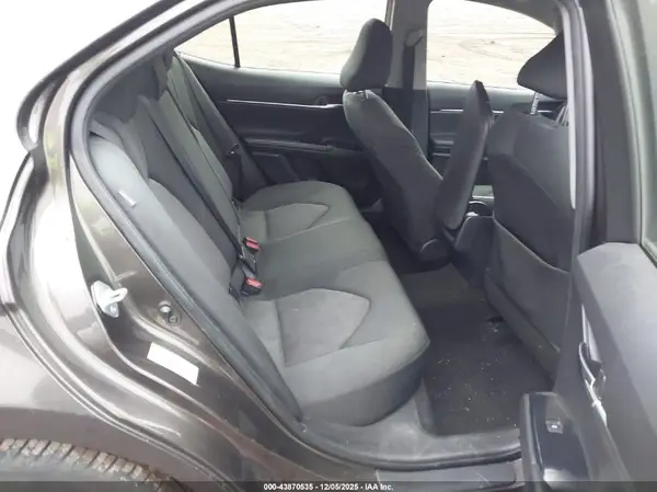 JTNB11HK7J3001448 2018 TOYOTA CAMRY - Image 8