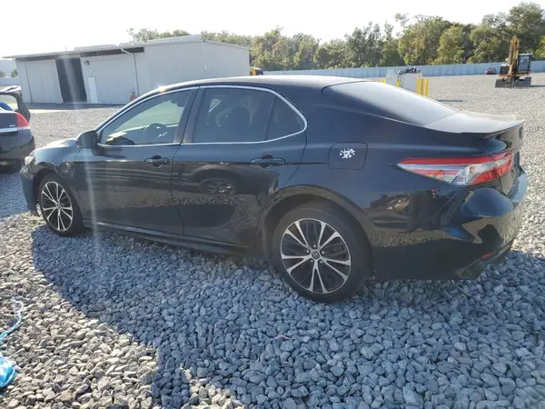 JTNB11HK7J3005788 2018 TOYOTA CAMRY - Image 2