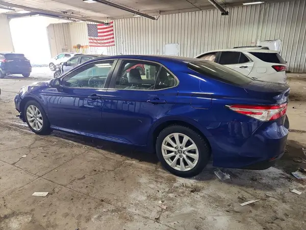 JTNB11HK7J3008187 2018 TOYOTA CAMRY - Image 2