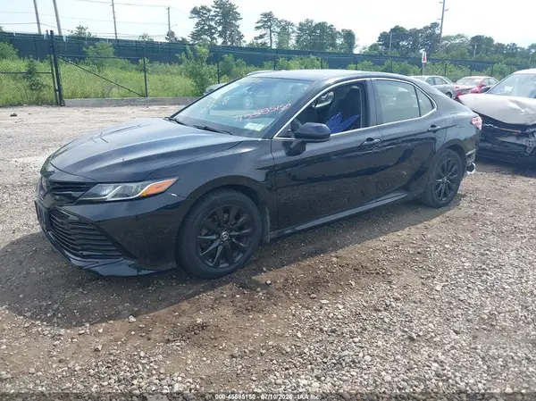 JTNB11HK7J3008982 2018 TOYOTA CAMRY - Image 2