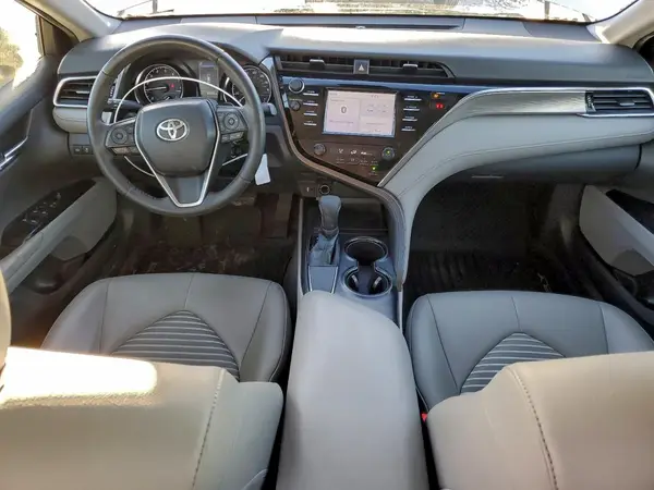 JTNB11HK7J3009579 2018 TOYOTA CAMRY - Image 8